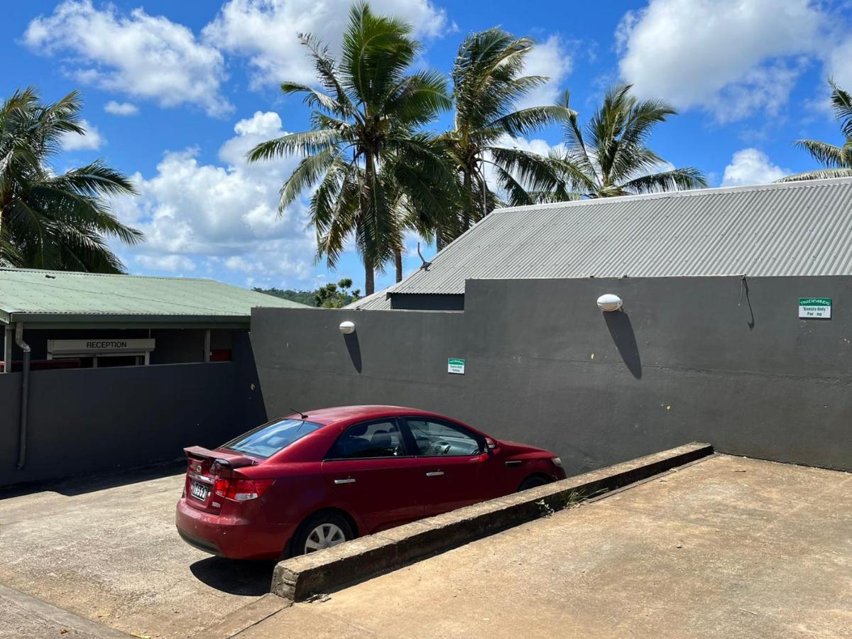 Tradewinds Villas Port Vila Buitenkant foto